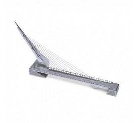 Metal Works: Puente del Reloj de Sol