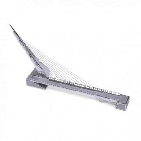 Metal Works: Puente del Reloj de Sol