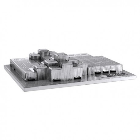 Metal Works: Centro de Convenciones Jacob K. Javits