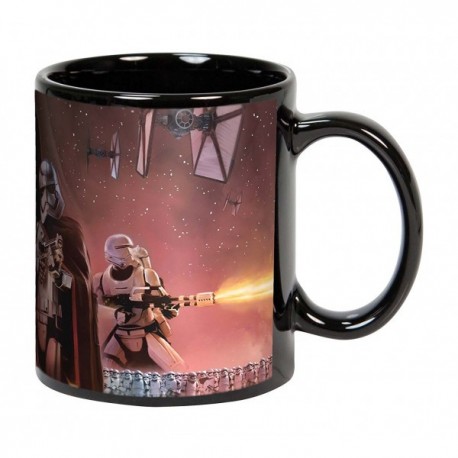 Taza desayuno escenas Episodio VII